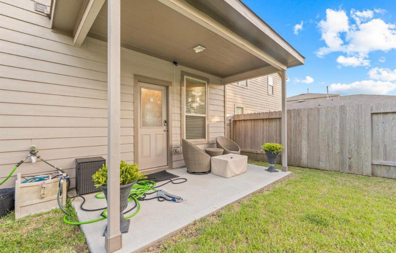 Вилла N-E-G House - Near David Wayne Hooks Airport Хьюстон Экстерьер фото